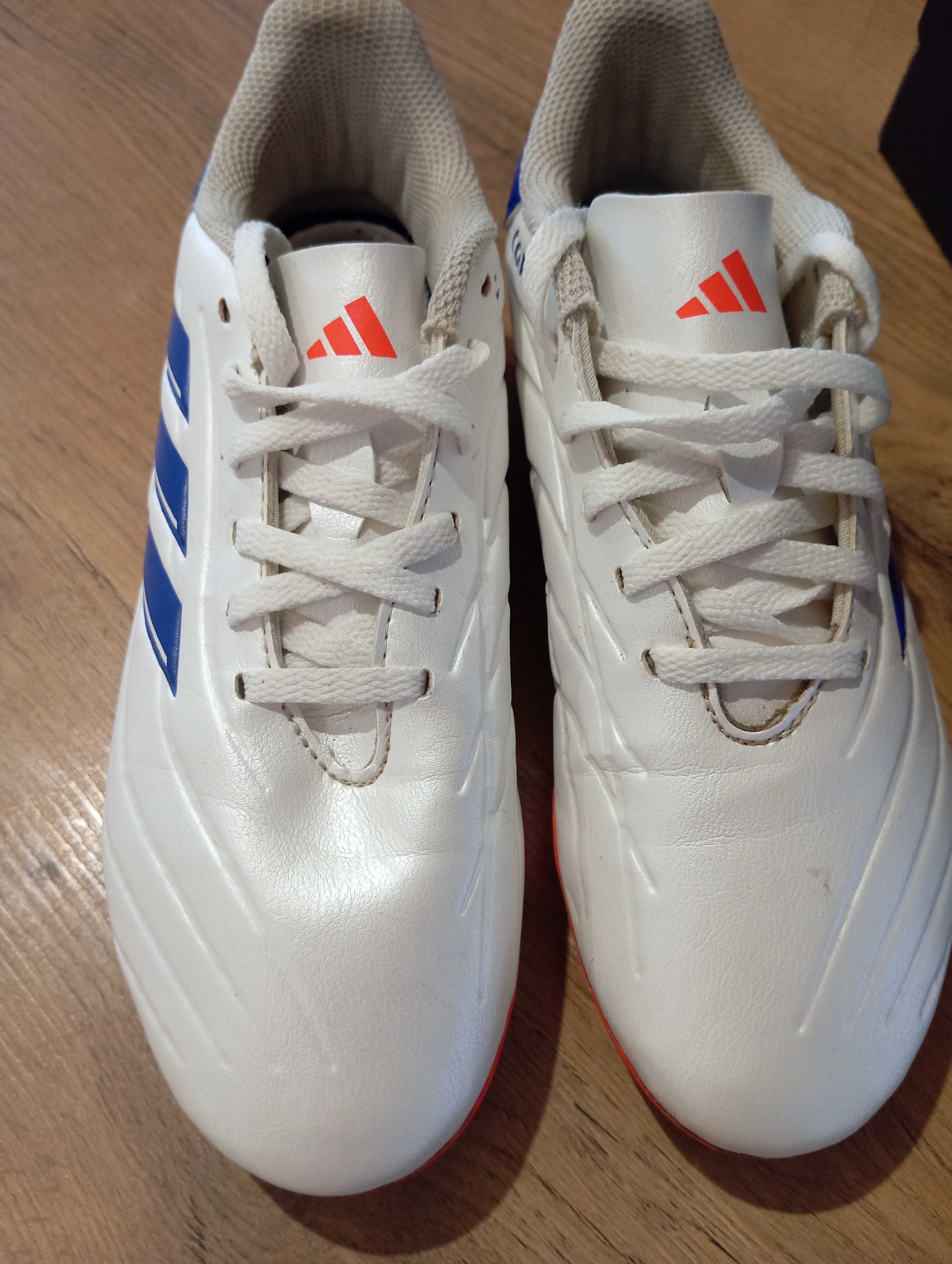 Buty sportowe ,korki