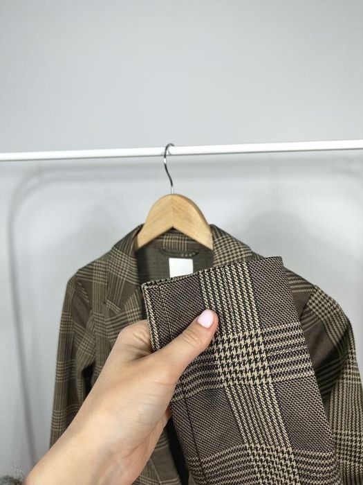 Осінній  подовжений піджак/ жакет у клітинку від h&m