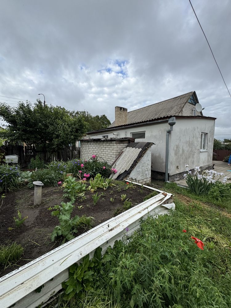 Продаж частини будинку
