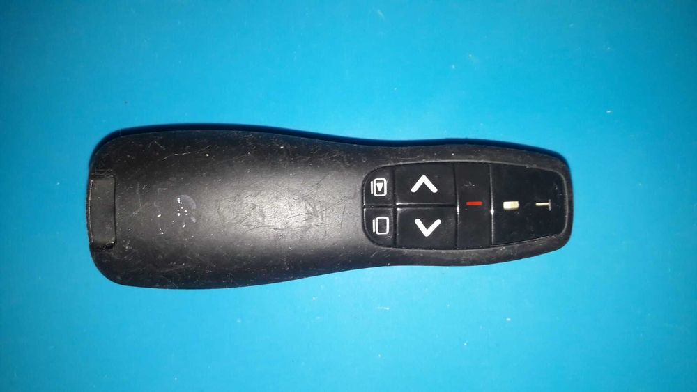Презентер Logitech Wireless Presenter R400
