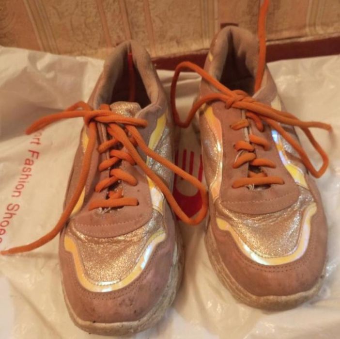 Кросівки 20-32 рр зручні