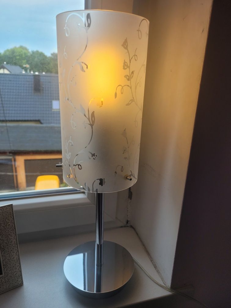 Lampka nocna do sypialni