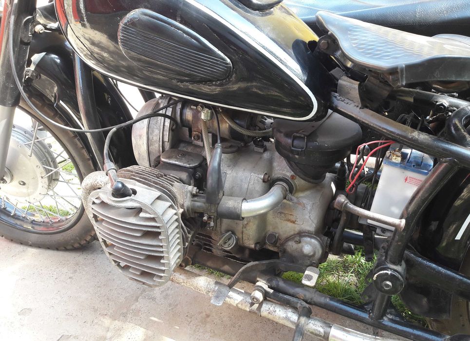 Мотоцикл Днепр К 750