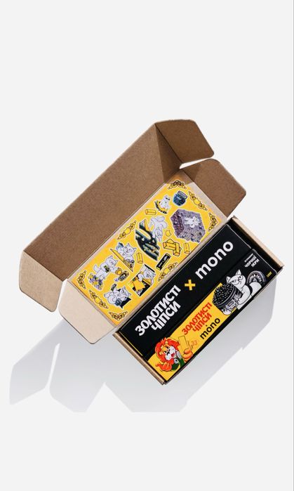 Чипси від Монобанку зі смаком чорної ікри Чіпси золоті Mono Наклейки