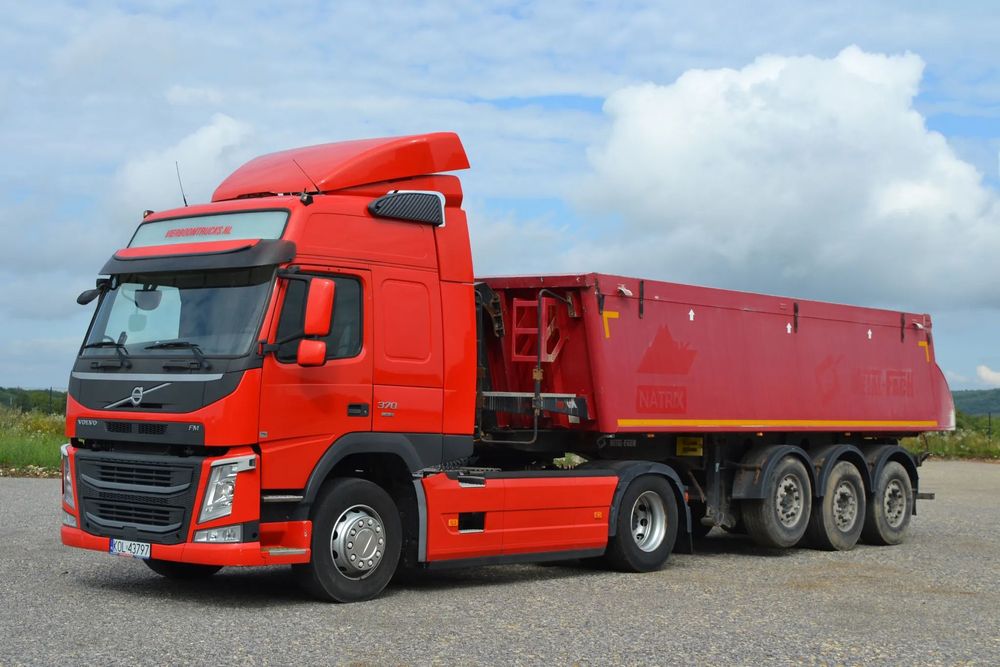 Volvo FM 370 EURO 6 + Naczepa Metal-Fach NOVA TRAIL 2019 rok ZESTAW Niski przebieg  FH Wielton Mega Zasław Fliegl Schmitz Bodex Gras