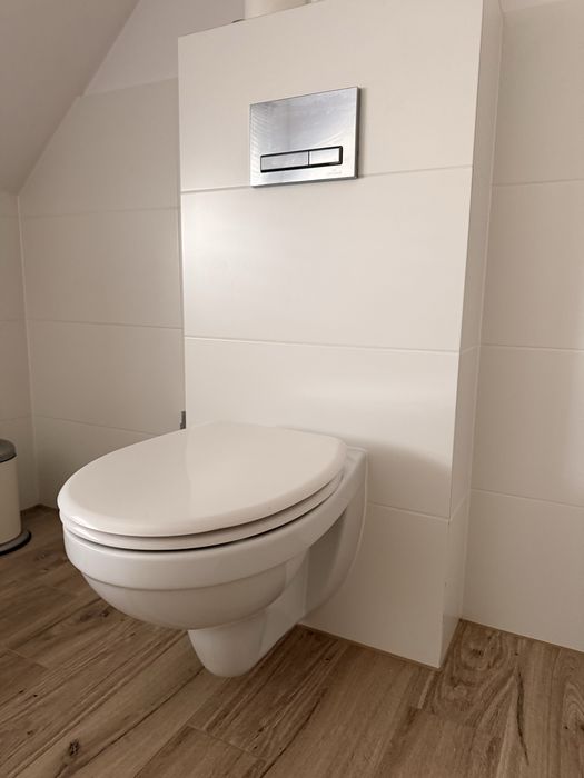 Wyposażenie lazienki - cena za meble, umywalki, baterie, wanne, szybę