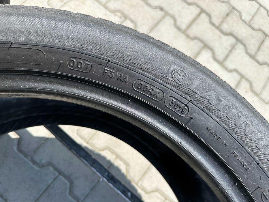255/45R20 MICHELIN lato komplet