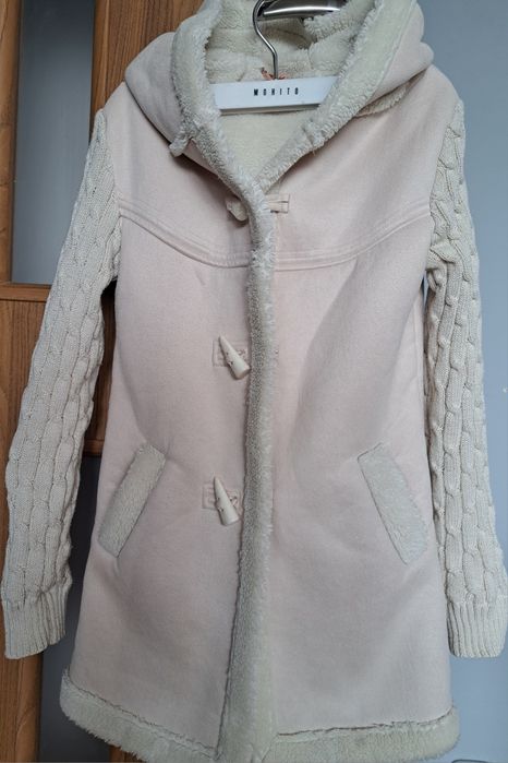 Kożuch w rozmiarze 140