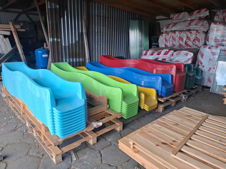 Plac zabaw / Producent