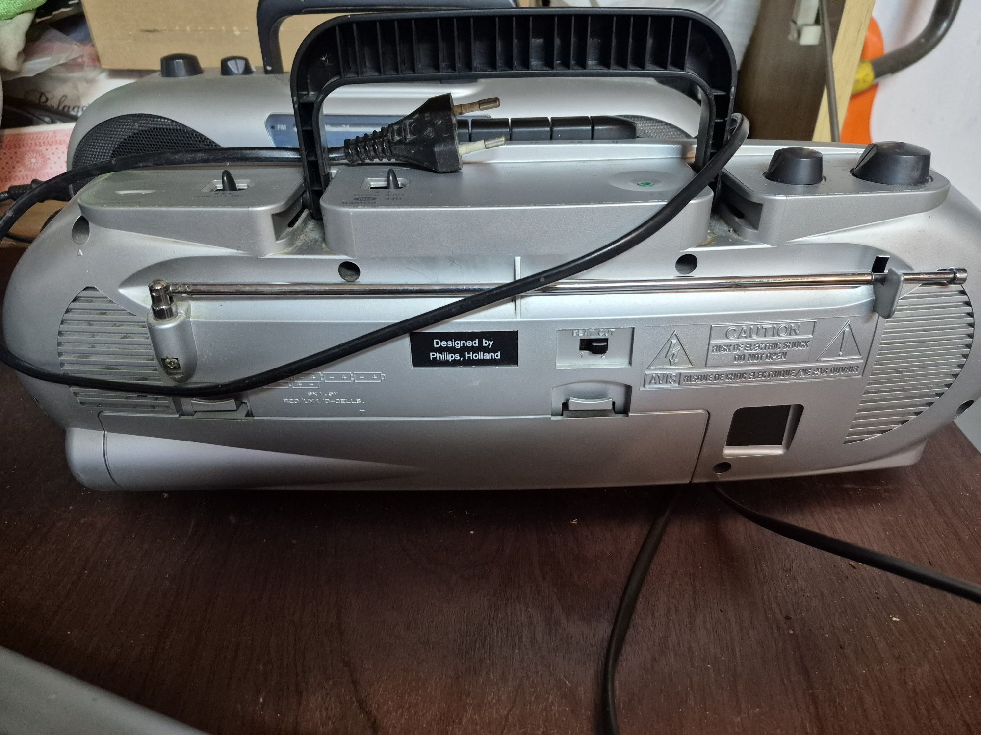 Radiomagnetofon Philips AQ5150 jak nowe