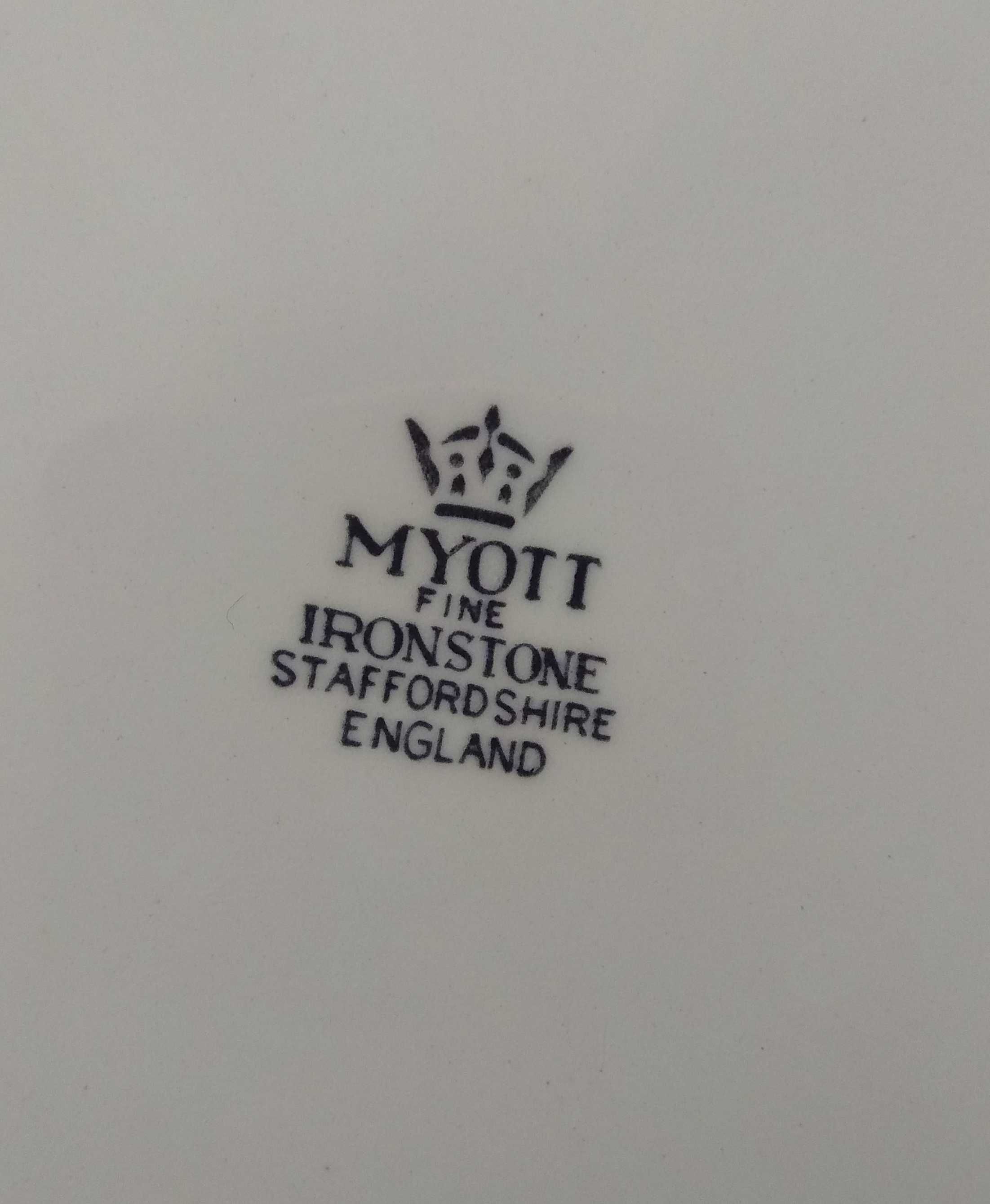 Тарілки Myott fine ironstone staffordshire england, костяной фарфор