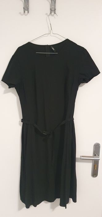 Sukienka Mała Czarna 40 Hugo Boss