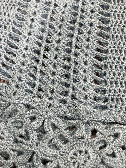 Жіночі вʼязані сверт та сукня