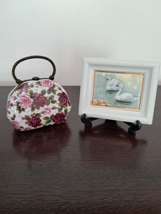 Malinha e pratinho porcelana