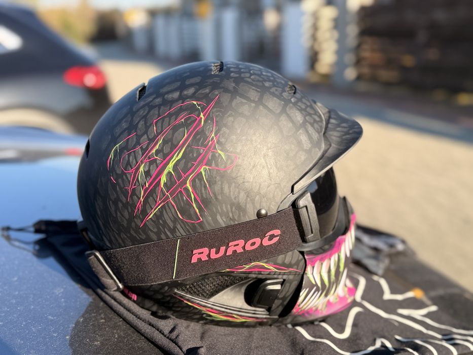 шолом від бренду Ruroc