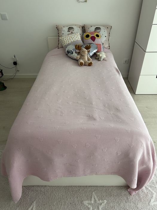 OPORTUNIDADE Cama Solteiro + Colchão + Arrumação