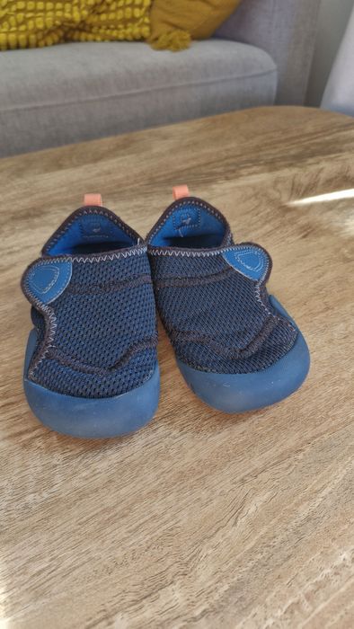Decathlon kapcie przedszkole rozmiar 24