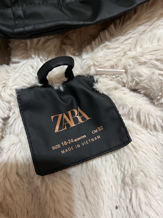 Куртка Zara 92 чорна