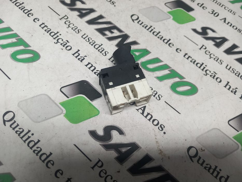 Comando / botão / interruptor vidros trás esquerdo FIAT Palio (178BX)