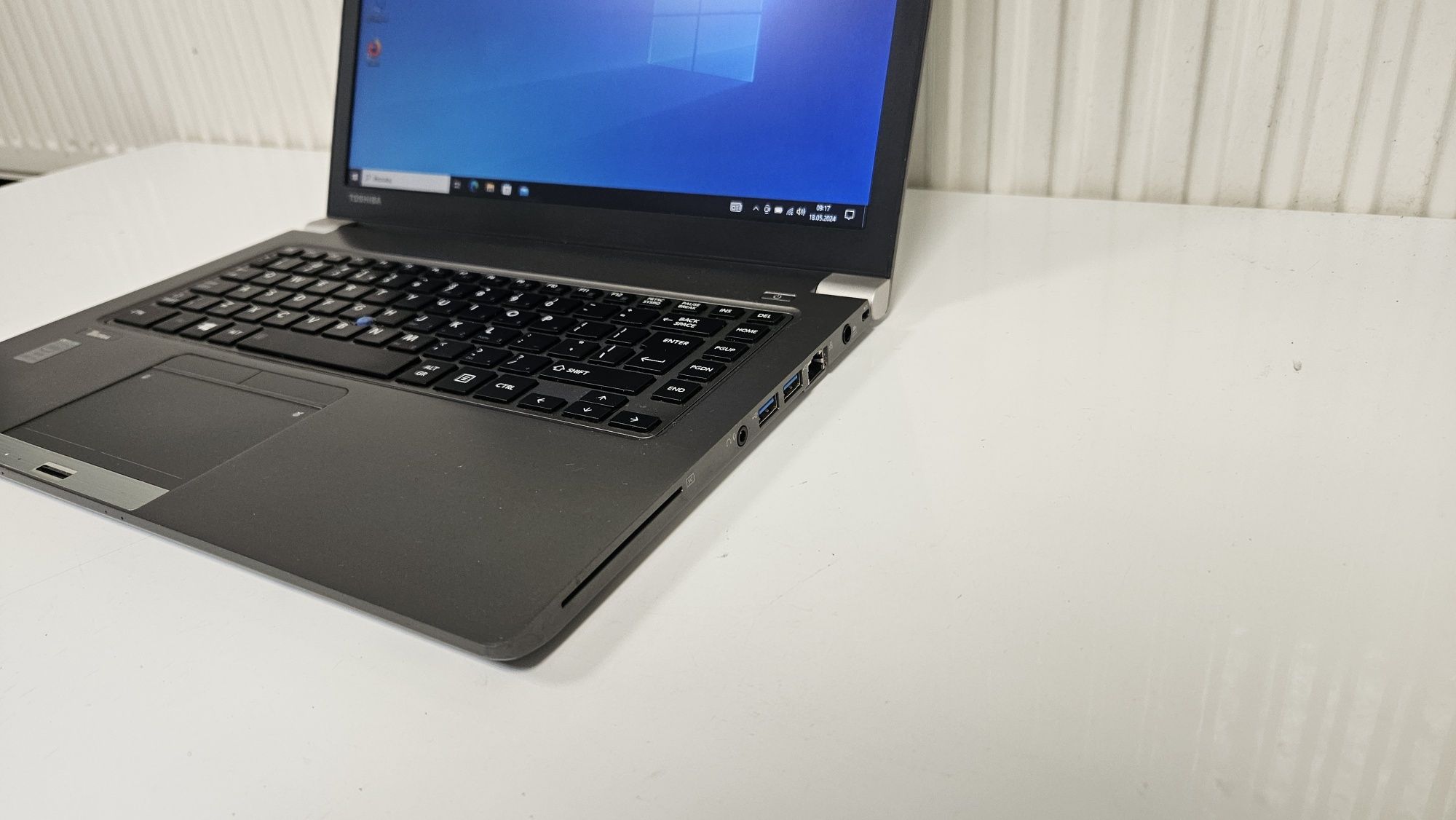 Toshiba Tecra Z40-A 14/i7-4600u/12GB/256SSD/WIN10