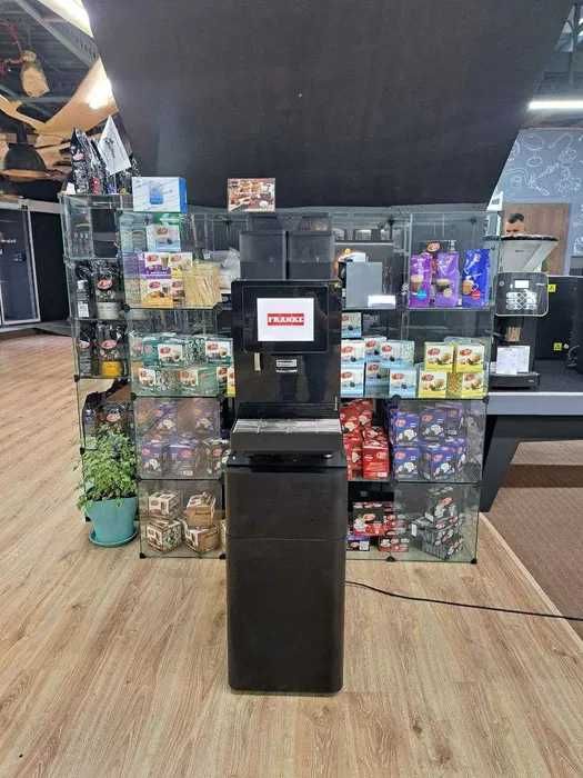 Кавомашина Franke A400 на сухому молоці кавоварка кофемашина