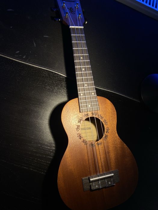 ukulele sopranowe mozos