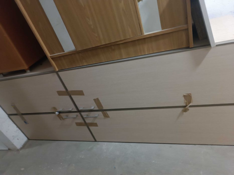 Szafa z półkami przedpokój, pokój