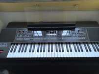 Teclado Roland EA7 800€