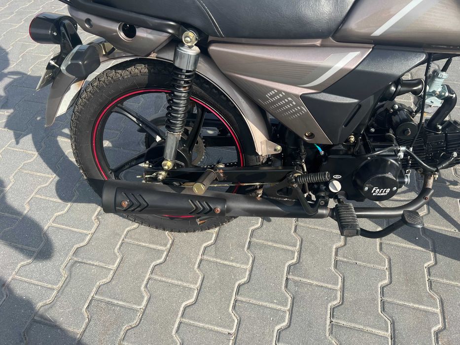 Motorower Junak Ferro 900 50cc