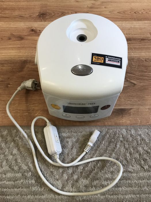 Мультиварка Redmond рабочая 1,5 л