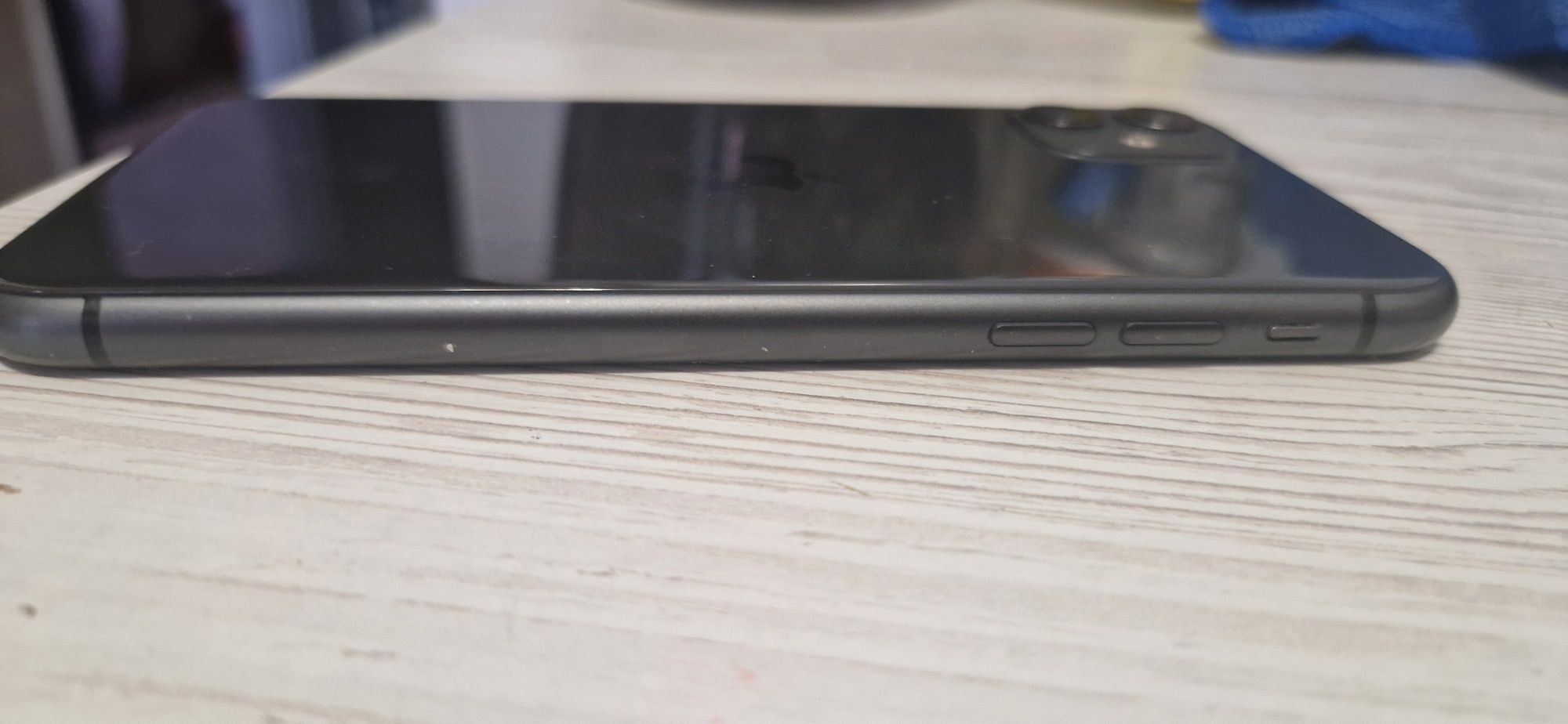 Iphone 11 Продам