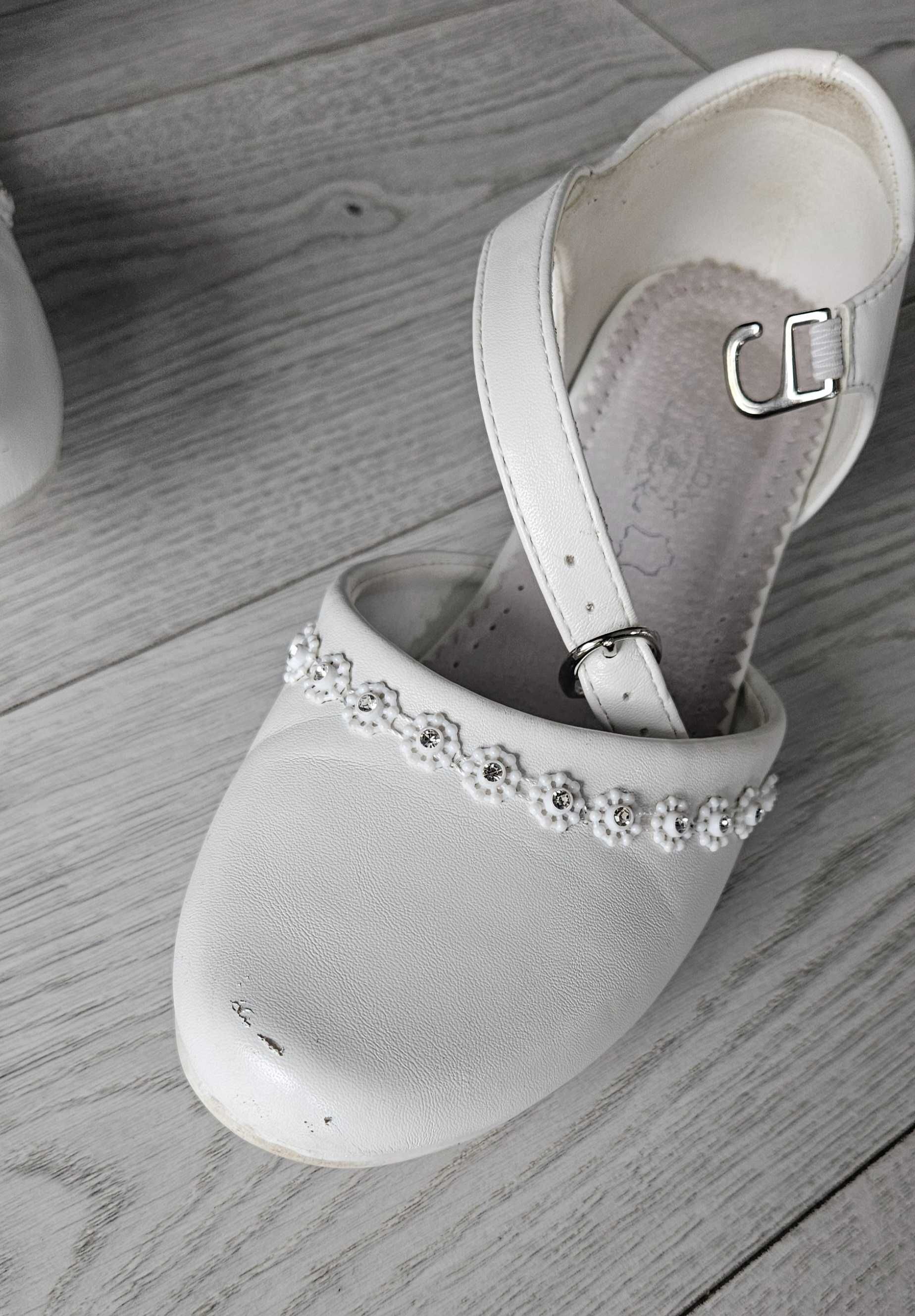 Buty komunijne dla dziewczynki rozm 34