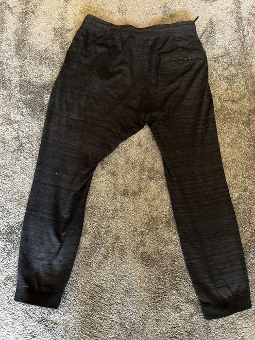 Spodnie dresowe Nike XL zwężane nogawki