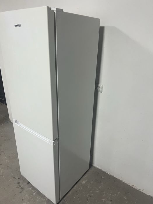 Холодильник Gorenje  160cm крапельний. Mba38323ci.