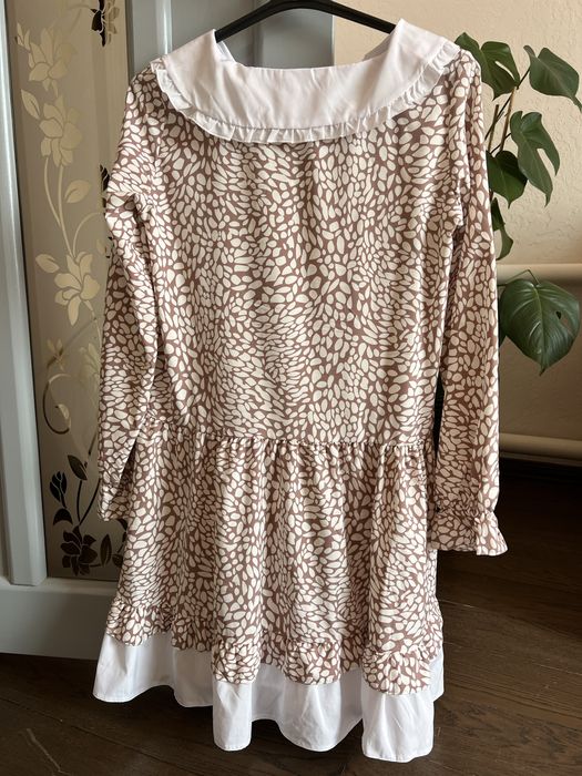 Плаття в горошок