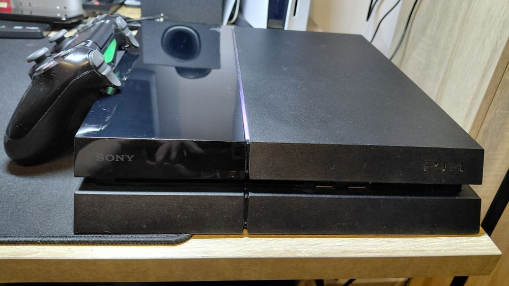Konsola PS4 FAT 1TB Soft 9.03 po SPA GoldHen