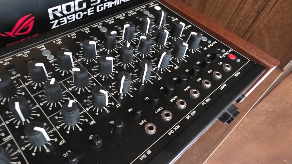 MFB Tanzbar 1 Analog Drum machine