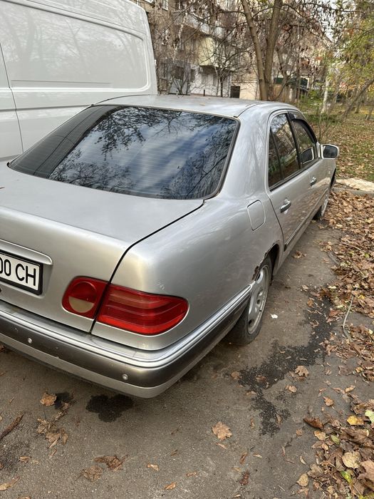 Продам мерседес в210 е420