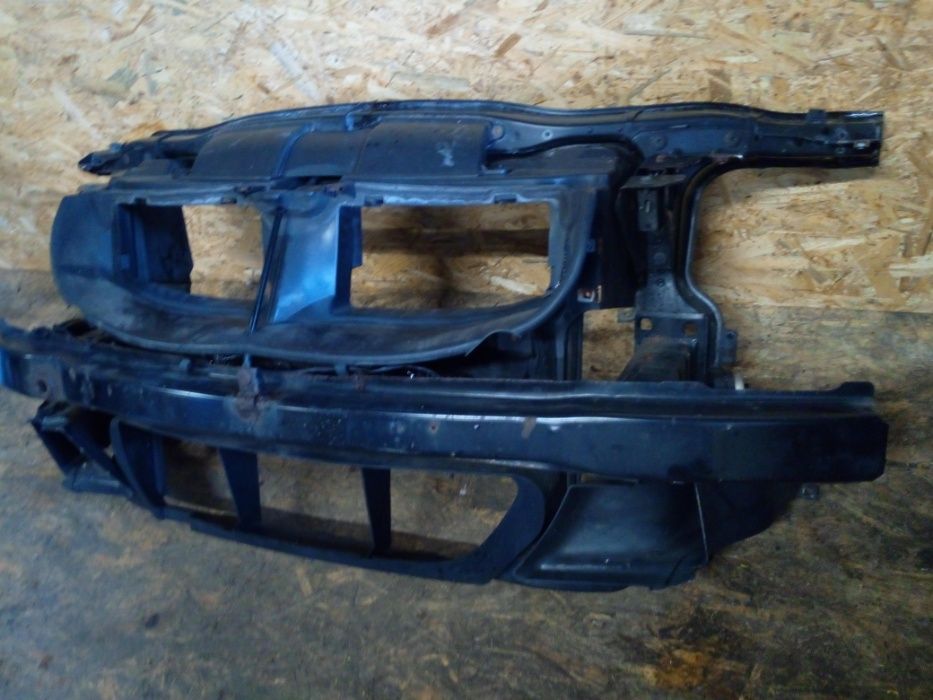 Belka wzmocnienie wloty powietrza BMW E90/91 komplet demontaż