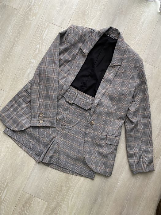 Костюм (піджак+шорти) в клітинку