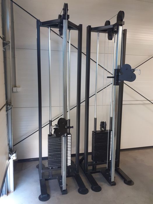 Brama do ćwiczeń / siłownia / wyciąg