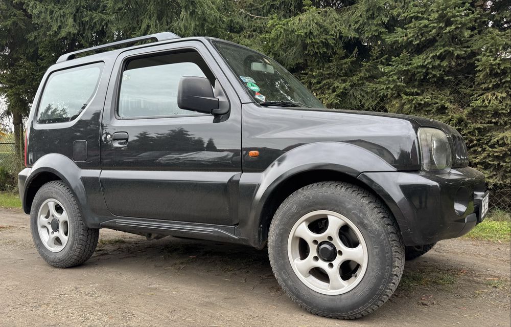 Suzuki Jimny -nadwozie + w ofercie wszystkie części do jimny