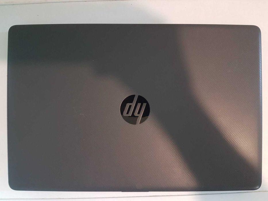 Ноутбук HP 250 G7  по комплектующим.