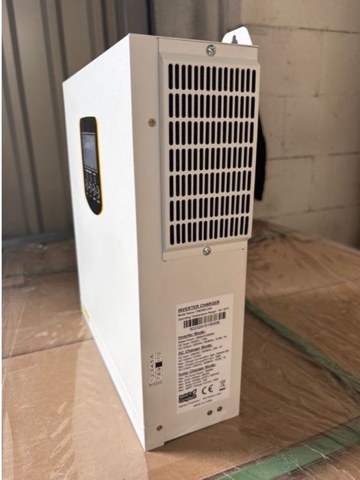 Комплект Інвертор 24в на 2,5кВт і батарея lifepo4 104ah