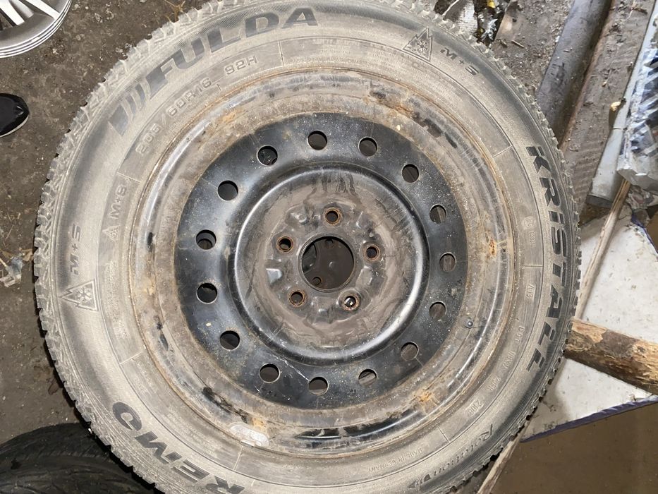 Stalowki 16 z oponami zimowymi