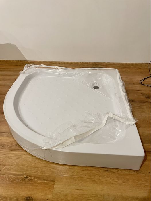 Brodzik 90x90 półokrągły nowy