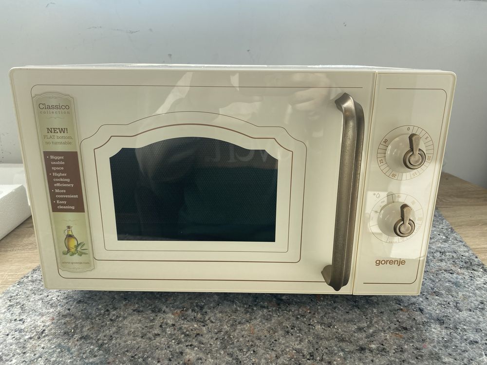 GORENJE MO4250CLI — стильна класика з грилем