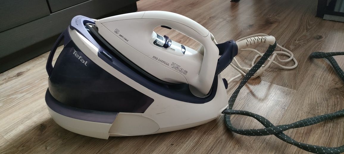 Żelazko Tefal generator pary .Parownica. stacja parowa 5bar