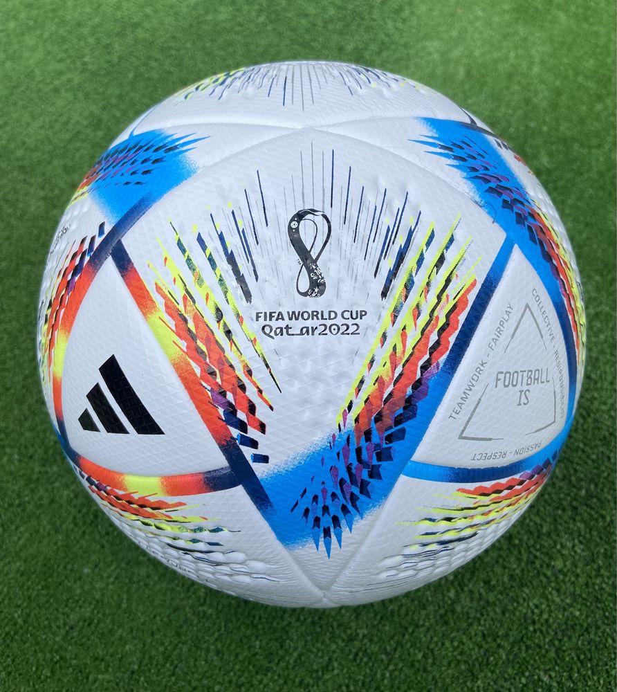 М’яч Adidas 2022 World Cup Al Rihla PRO OMB (FIFA QUALITY PRO)