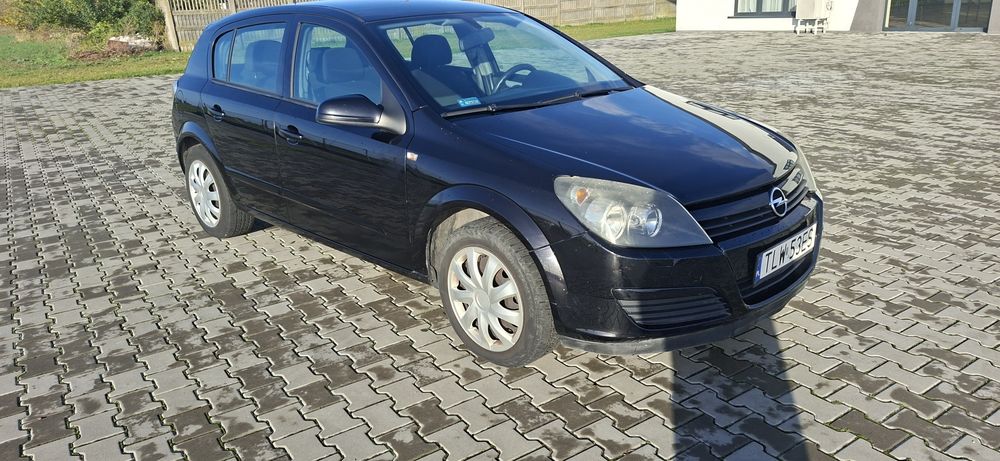 Opel astra h 1.6 benzyna